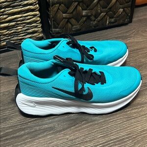 Nike Athletic Shoes - Teal and Black